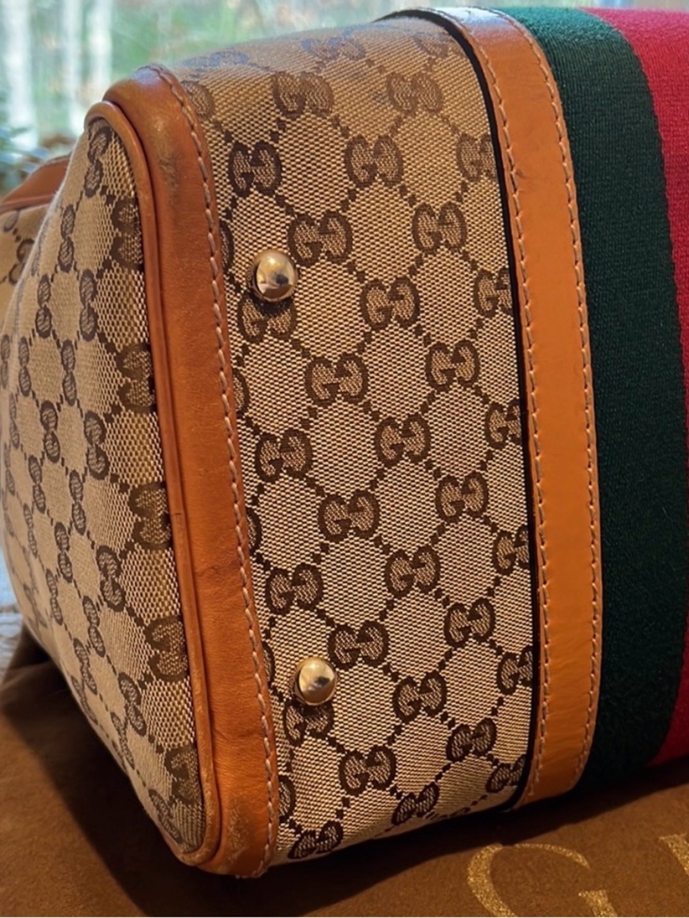 Vintage Gucci Tan GG Supreme Satchel with Red & Green Stripe - Picture 6 of 14